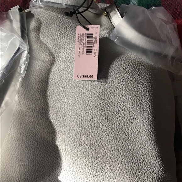 Sold - Picture 3 of 3